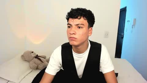 CristianBrayan PVT OPEN online show from October 26, 6:32 pm