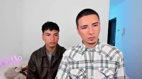 CristianBrayan PVT OPEN online show from November 19, 1:33 pm