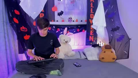 Petter online show from October 26, 1:13 pm