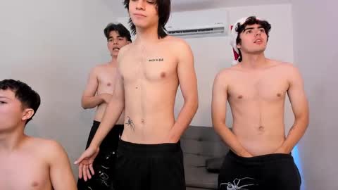 liamdamjackerick and zack online show from December 15, 11:20 pm