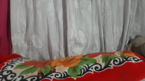Snapshot of sweetlatinakim chatting on February 28, 6:32 am Camilo online show from February 28, 6:32 am