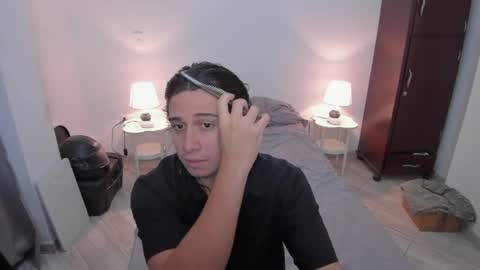 Lian online show from March 31, 2:57 am