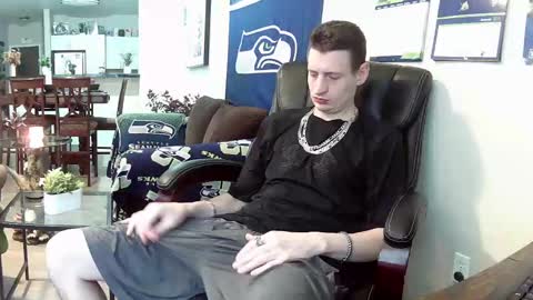 Kile online show from March 4, 5:24 pm