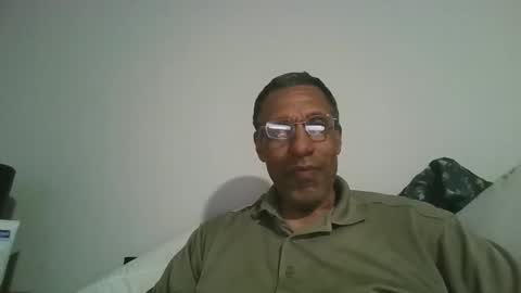 swimmerbod2495 online show from April 20, 1:08 am