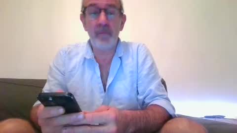 swimmi70 online show from December 3, 6:24 am