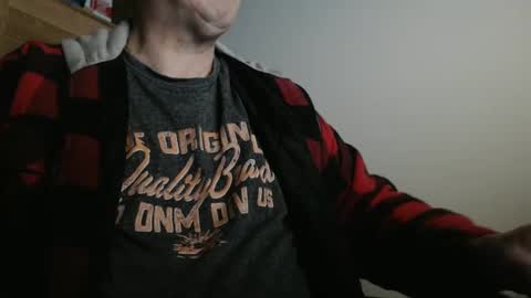 Snapshot of swissscooby55 chatting on January 19, 5:58 am swissscooby55 online show from January 19, 5:58 am