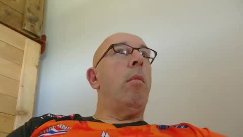 Snapshot of swissscooby55 chatting on September 20, 12:38 pm swissscooby55 online show from September 20, 12:38 pm
