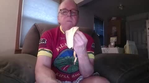 tacrunner66_ online show from November 22, 4:06 pm