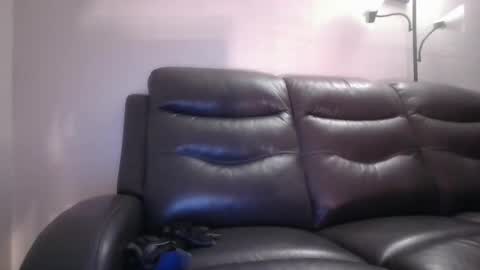 tacrunner66_ online show from October 9, 1:49 pm