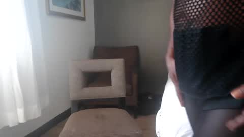 Snapshot of tadaha72 chatting on September 27, 10:18 pm Tadaha72 online show from September 27, 10:18 pm