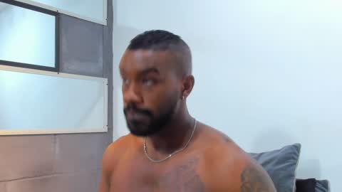 Snapshot of tafari_1 chatting on December 29, 2:21 pm Tafari Zulu online show from December 29, 2:21 pm