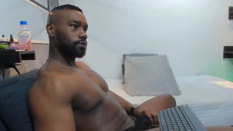 Snapshot of tafari_1 chatting on January 11, 11:02 am Tafari Zulu online show from January 11, 11:02 am