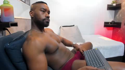 Snapshot of tafari_1 chatting on December 5, 4:56 pm Tafari Zulu online show from December 5, 4:56 pm