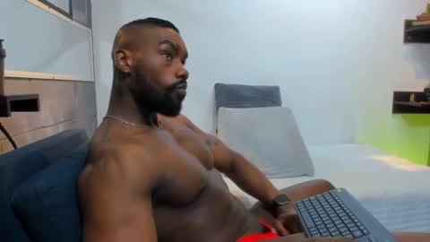 Snapshot of tafari_1 chatting on January 28, 11:50 pm Tafari Zulu online show from January 28, 11:50 pm