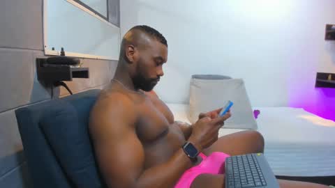 Snapshot of tafari_1 chatting on January 6, 10:58 pm Tafari Zulu online show from January 6, 10:58 pm