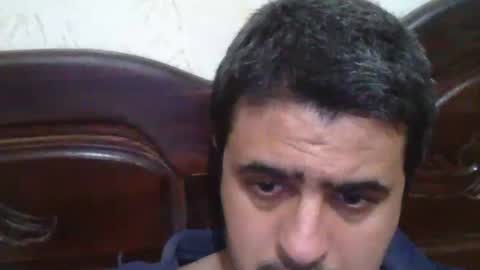 tahtouhafakroune12 online show from April 18, 7:58 pm