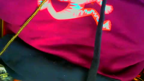 tailchasing online show from January 25, 7:38 am