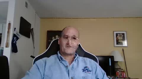 Snapshot of takerlover436295 chatting on January 6, 7:02 pm takerlover436295 online show from January 6, 7:02 pm