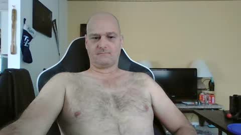Snapshot of takerlover436295 chatting on December 28, 3:27 pm takerlover436295 online show from December 28, 3:27 pm