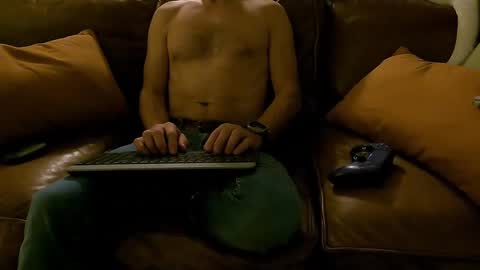 tallcat25 online show from September 19, 5:08 am