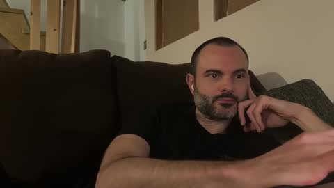 talldarknhandsy online show from September 30, 2:51 am