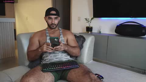 Tarek online show from October 14, 9:22 pm