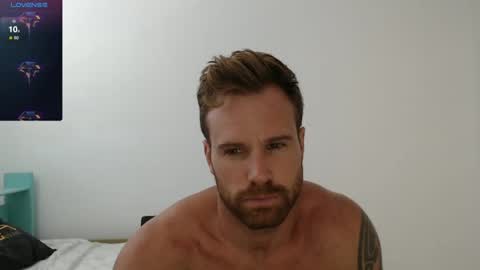Snapshot of tarzan_thejungleboy chatting on March 12, 8:41 am Tarzan online show from March 12, 8:41 am