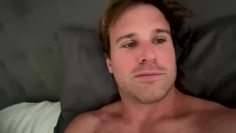 Snapshot of tarzan_thejungleboy chatting on September 12, 1:33 pm Tarzan online show from September 12, 1:33 pm