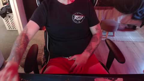 tattedhubs5 online show from September 22, 8:41 pm