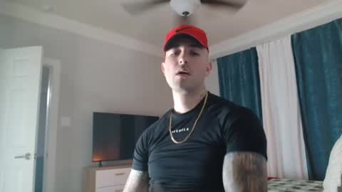 tattedlatino1 online show from December 16, 2:47 am