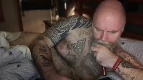 Tattooeddilf 01 online show from November 7, 10:57 pm