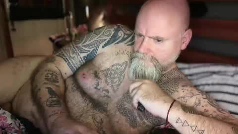 Tattooeddilf 01 online show from October 17, 11:09 pm
