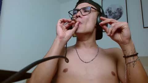 taurus4k online show from December 20, 7:33 am