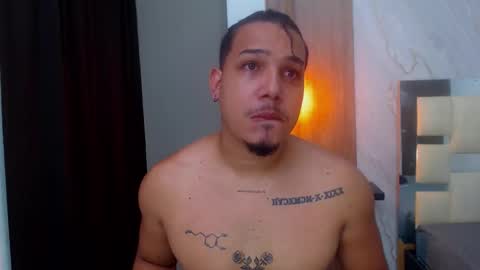 taylor_collins_2 online show from September 14, 9:17 pm