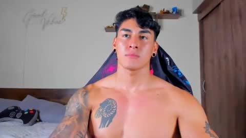taylor_mclane1 online show from November 20, 6:29 pm