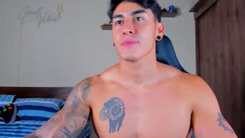 taylor_mclane1 online show from February 7, 6:46 pm