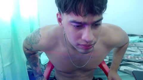team23hot0 online show from December 24, 7:33 pm