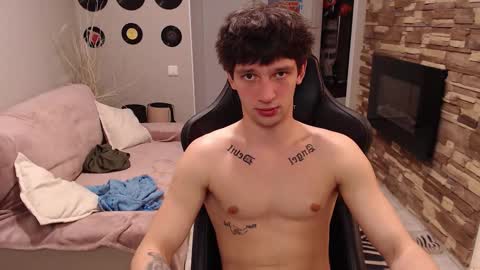 Teddy online show from November 15, 8:55 pm