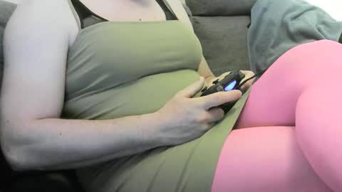 Chris online show from February 10, 6:51 am