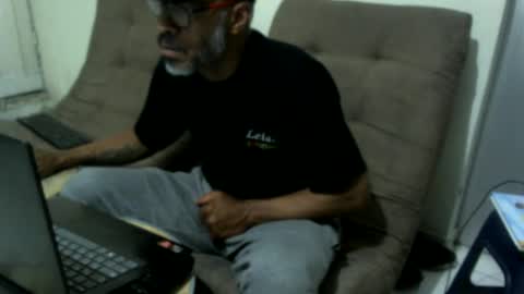 Snapshot of telematicolo2 chatting on December 20, 3:36 am telematicolo2 online show from December 20, 3:36 am