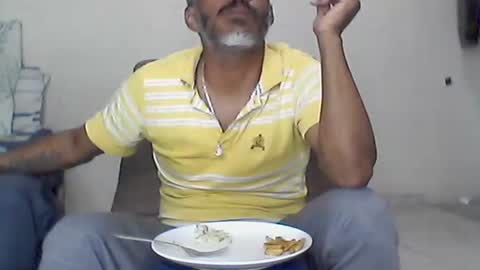 Snapshot of telematicolo2 chatting on September 21, 1:06 am telematicolo2 online show from September 21, 1:06 am