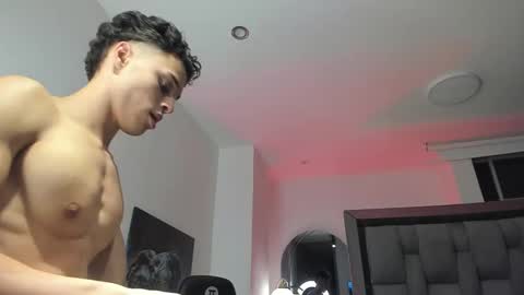 Snapshot of teo_bennet chatting on October 3, 11:43 pm Teodoro online show from October 3, 11:43 pm