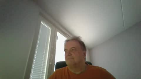 Snapshot of tero007 chatting on December 13, 8:32 am tero007 online show from December 13, 8:32 am