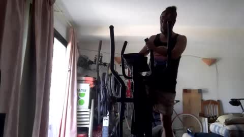 terre28 online show from April 19, 12:15 pm