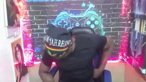 terry_zyzz online show from April 15, 11:32 am