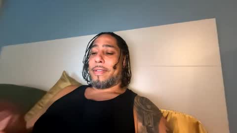 Snapshot of thatbasianguy chatting on October 4, 1:38 pm LoveHateLust online show from October 4, 1:38 pm