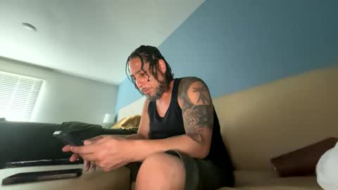 Snapshot of thatbasianguy chatting on September 26, 7:44 pm LoveHateLust online show from September 26, 7:44 pm