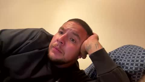 thatguymichael93 online show from October 26, 8:16 am