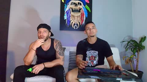 SCOTT  THEO  KAMERON  GENDERSON online show from December 13, 3:38 am