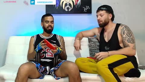 SCOTT  THEO  KAMERON  GENDERSON online show from February 6, 11:58 pm